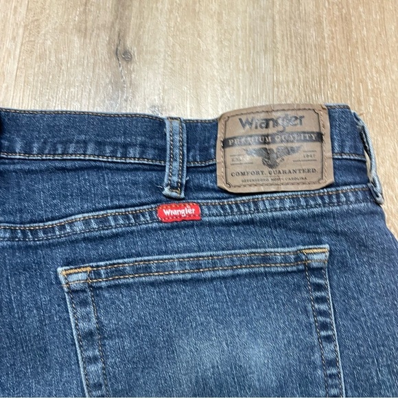 Wrangler Jeans Mens 36x32 Blue Denim Straight Leg Premium Quality Fits 38x30 - Picture 12 of 16